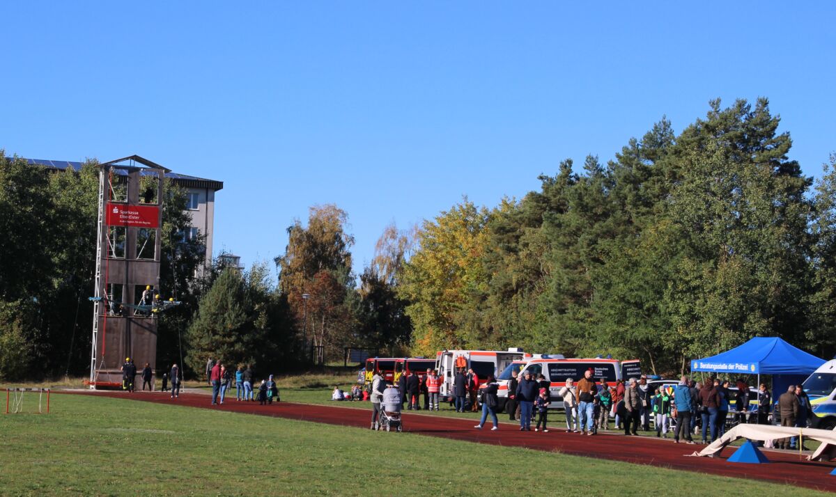 Erste Blaulichtmeile in Doberlug-Kirchhain