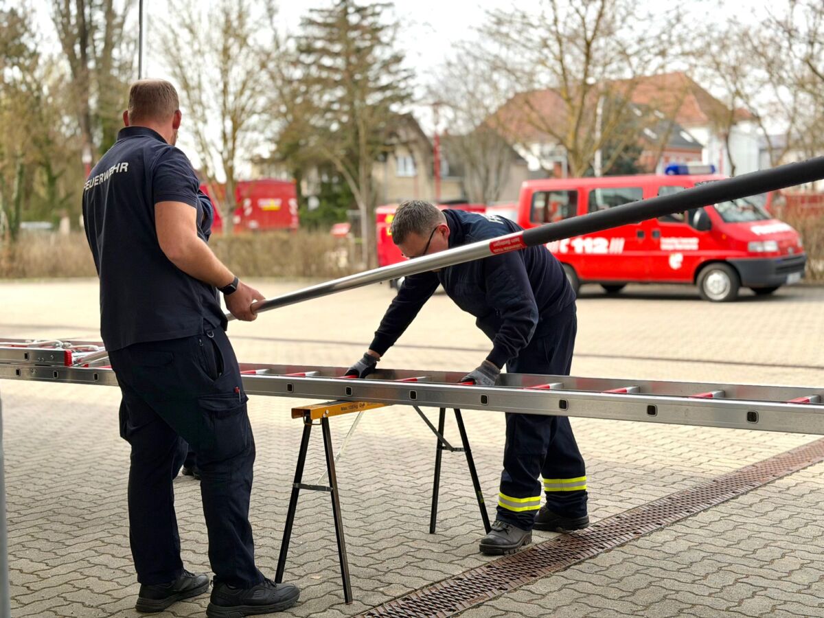 Technische Überprüfung der Feuerwehrtechnik erfolgreich gestartet